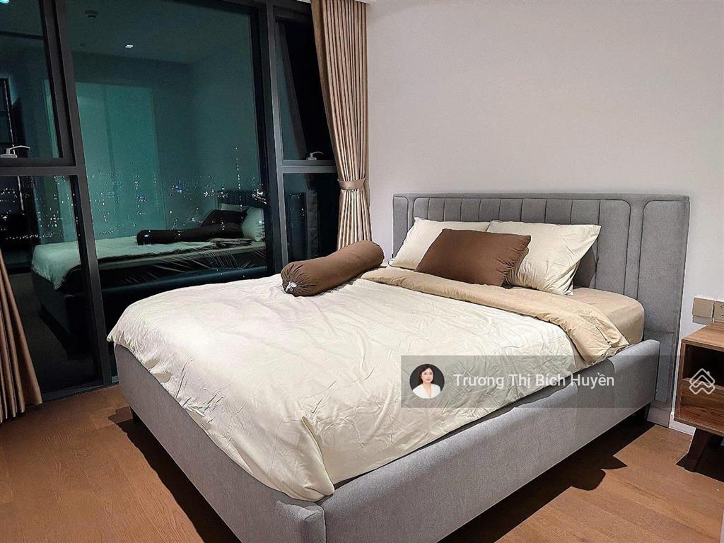 Cho thuê 2pn căn góc giá tốt nhé dự án chỉ 45 triệu/ tháng. 0908 027 *** huyền