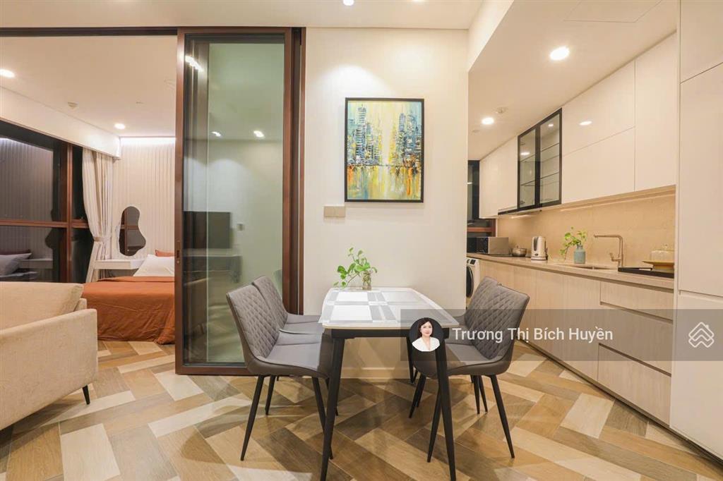 Hot cho thuê 1pn55m² the galleria view sông đẹp chỉ 30 triệu/ tháng
