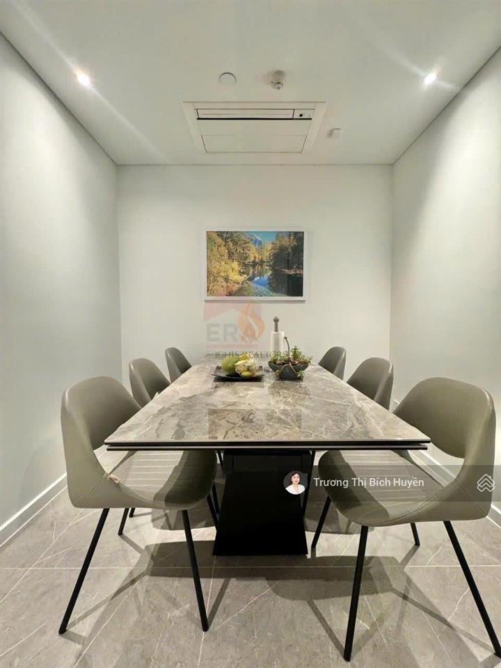 Cho thuê 3pn giá cạnh tranh the opera giá chỉ 80 triệu full nội thất/ 0908 027 *** huyền