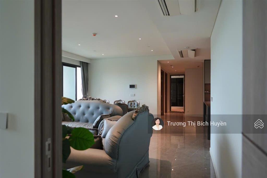 Cho thuê 4pn giá tốt the opera giá chỉ 119 triệu full nội thất/ 0908 027 *** huyền