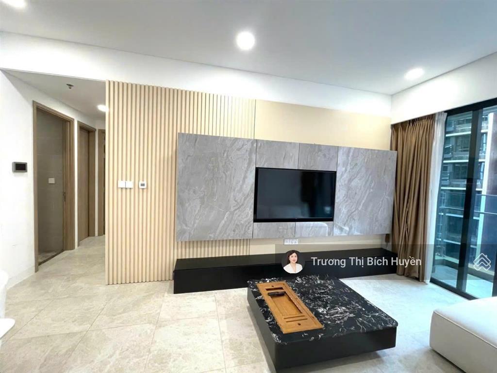 Cho thuê nhanh 2pn the river full nội thất giá chỉ 37 triệu/ tháng.  0908 027 *** huyền