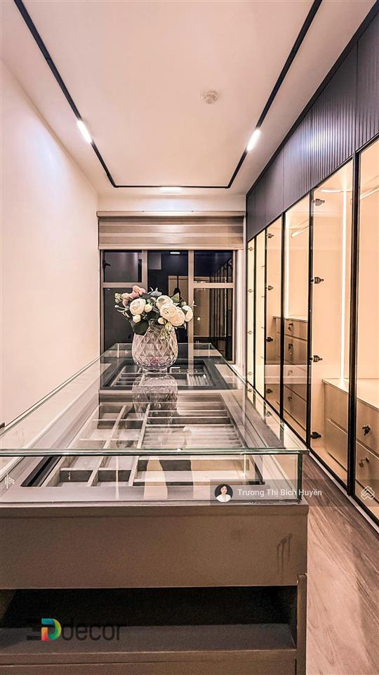 Chính chủ gửi bán nhanh 3pn  view sông giá 8.1 tỷ giá hời dự án