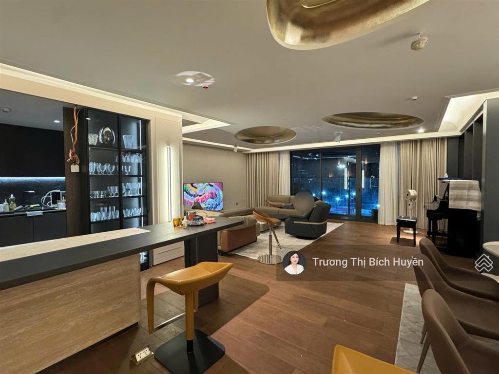 Chính chủ gửi bán nhanh duplex 4pn siêu hiếm view trực diện sông tại the opera metropole