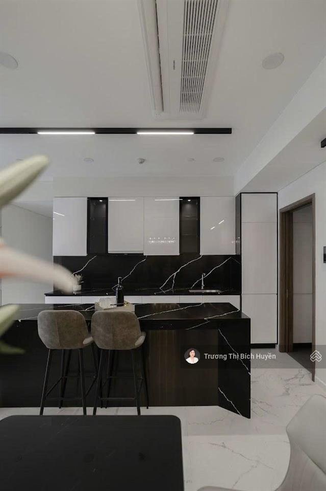 Chính chủ gửi cho thuê nhanh 4pn căn góc đầu hồi galleria giá chỉ 120 triệu/tháng