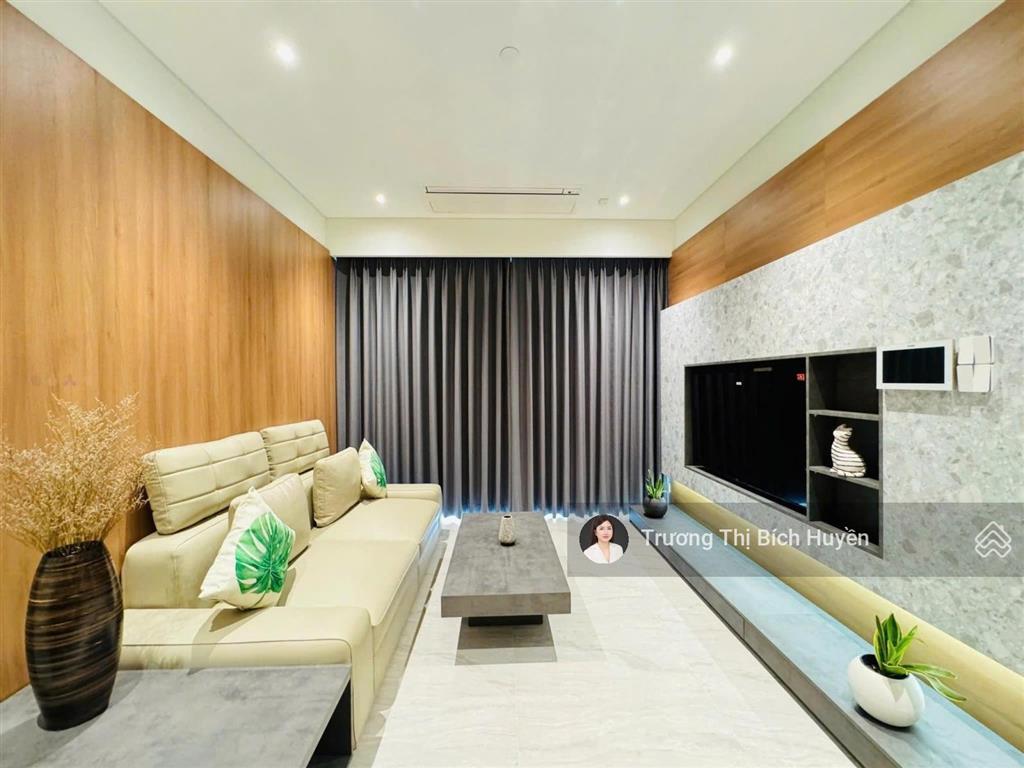 Cần cho thuê nhanh 2pn full nt the opera metropole, chỉ 50 triệu/ tháng