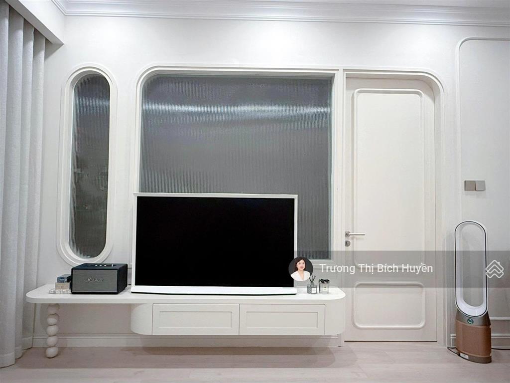 Full rổ hàng cho thuê tại the galleria metropole (1pn full nt37 triệu)
