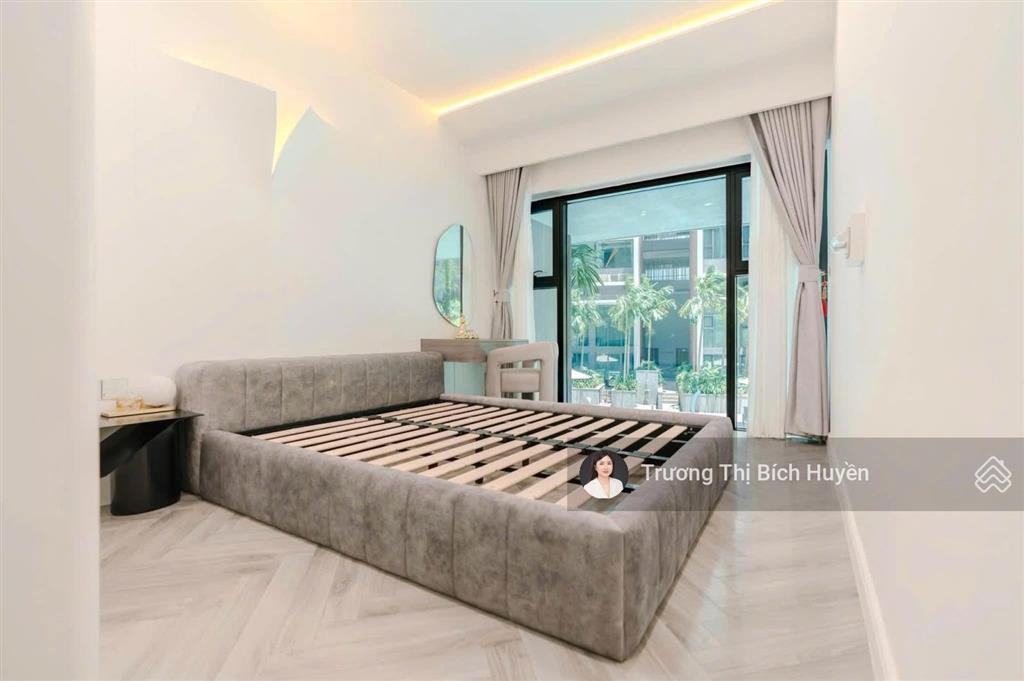 Cho thuê nhanh căn duplex đẹp tại the river, giá 110 triệu full