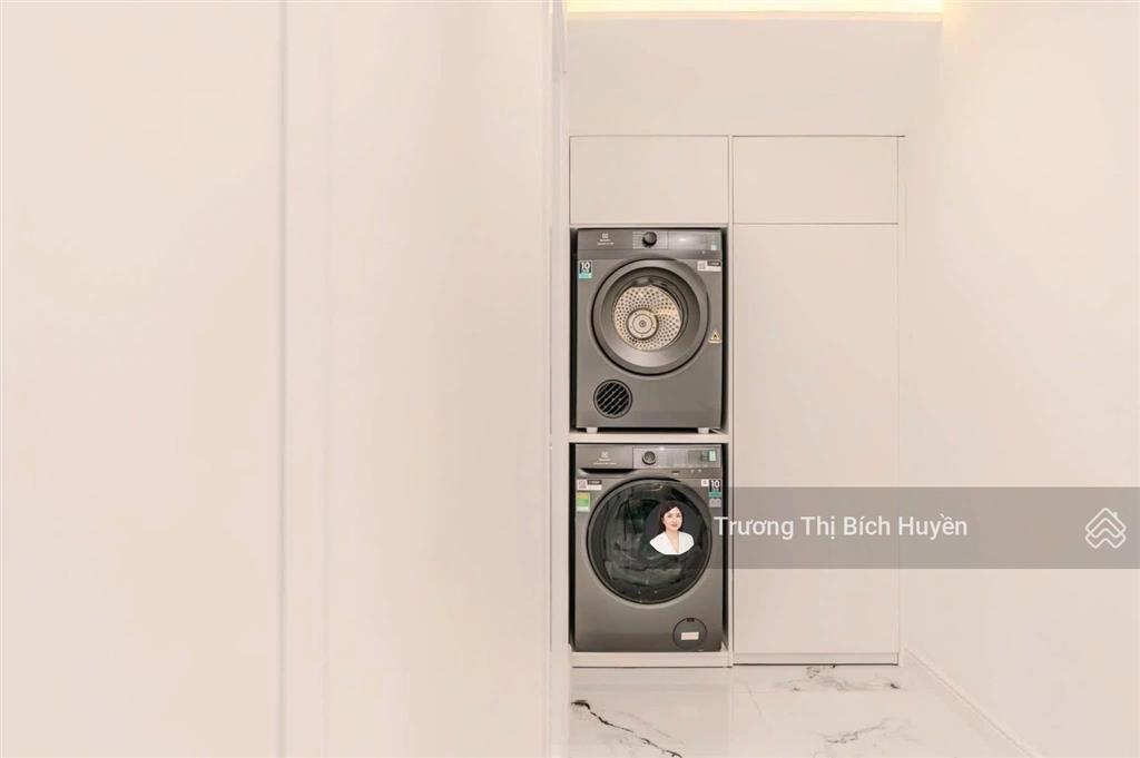 Cho thuê nhanh căn duplex đẹp tại the river, giá 110 triệu full