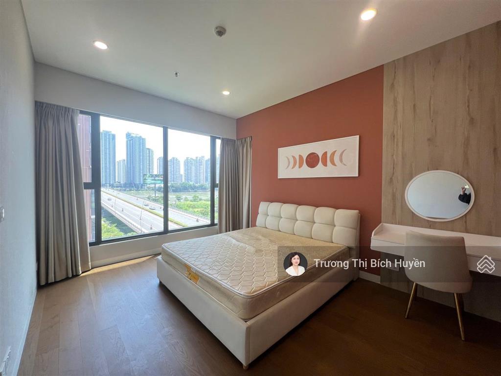 Chính chủ gửi cho thuê nhanh căn 3pn giá hời tại the river giá chỉ 60 triệu/th