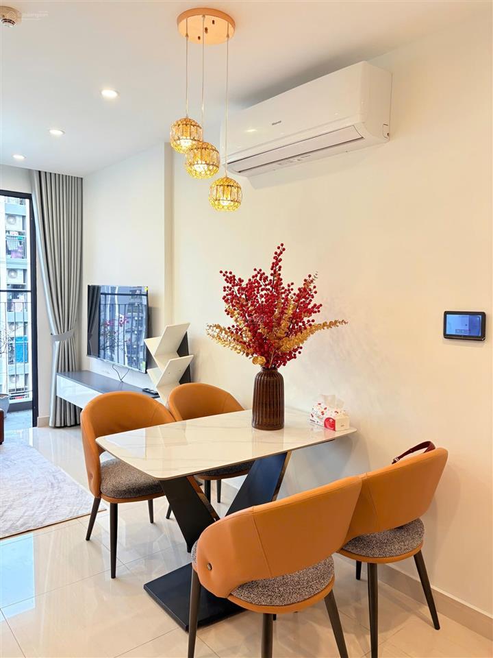 Hot! bán gấp s303 2n1wc giá 3,6 tỷ bao phí , full nội thất mới 95%
