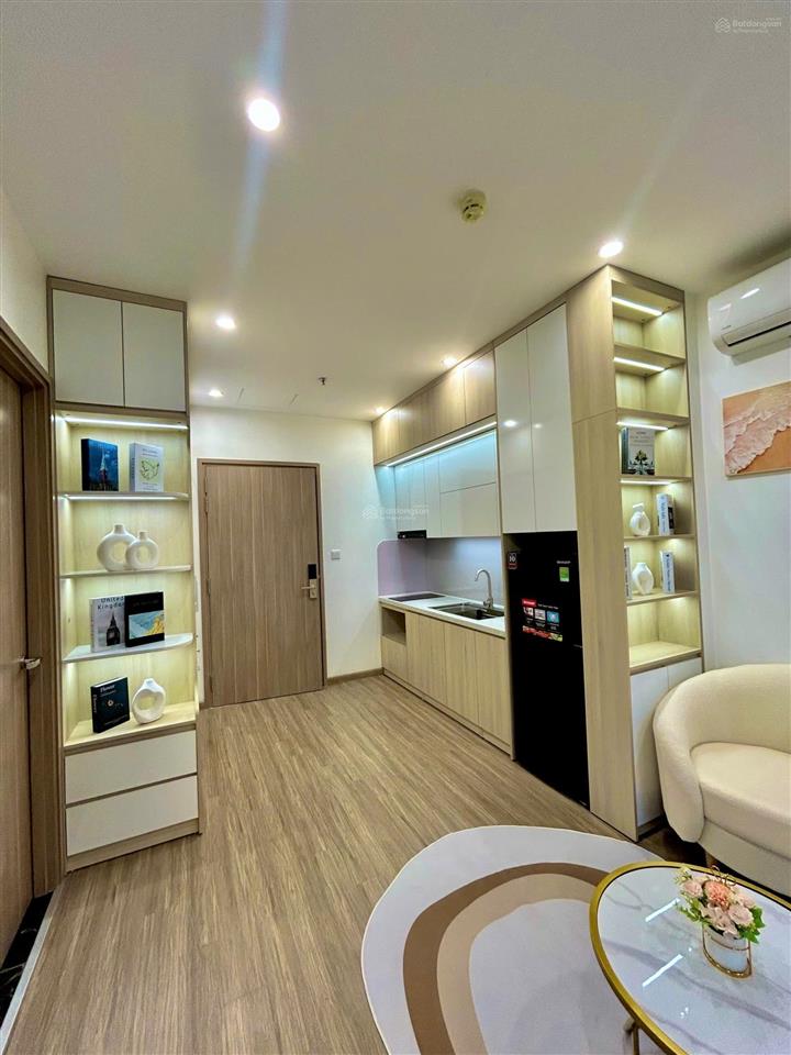 Siêu rẻ! the sakura  dt 32m2  giá 2 tỷ 140 bao phí, nhà full nt mới 100%