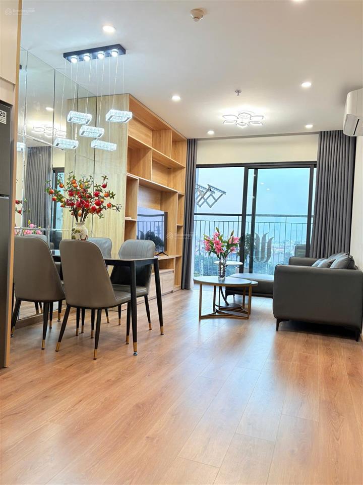 Chủ nhà hạ hẳn  căn 1n + toà i1 imperia, giá 2,65 tỷ, dt 43m2 kđt vinhomes smart city