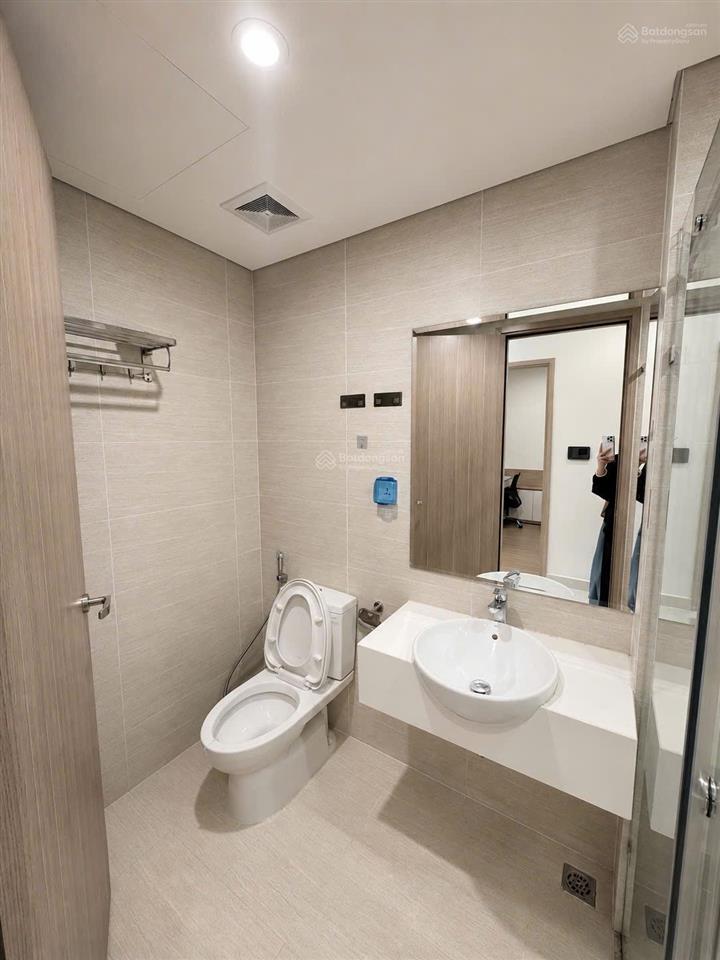 Cần tiền bán gấp! 1n1vs toà s4 dt 33,8m2 giá 2,5 tỷ bao phí (giá chuẩn)