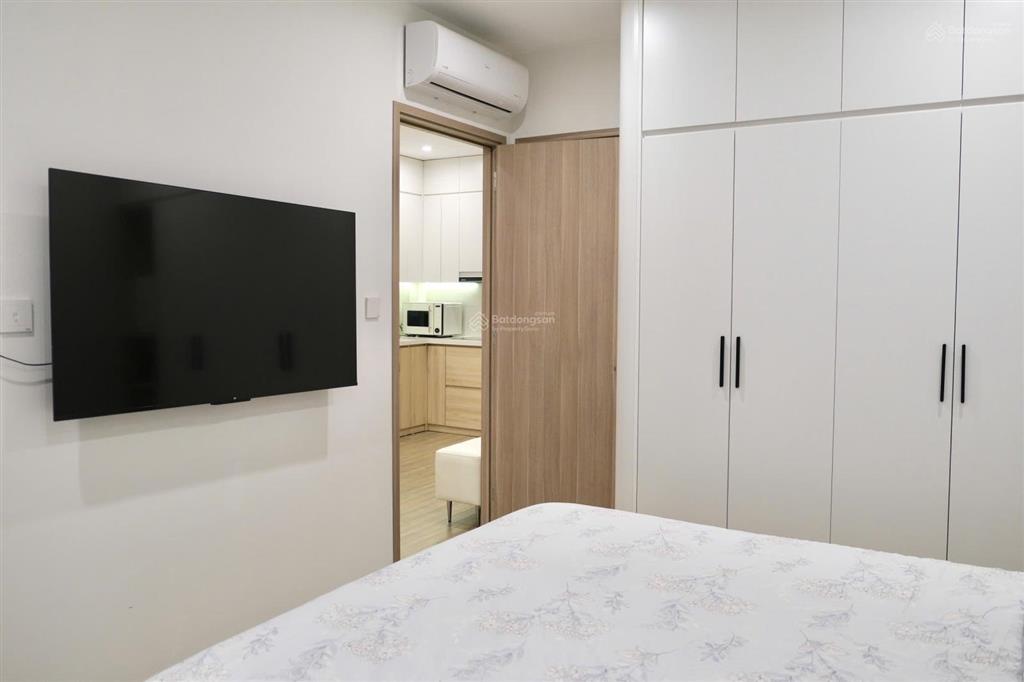 Rẻ hơn noxh, bán gấp 2n2wc tòa gs1 giá 3,3 tỷ bao phí (có thương lượng), nhà full nội thất mới.