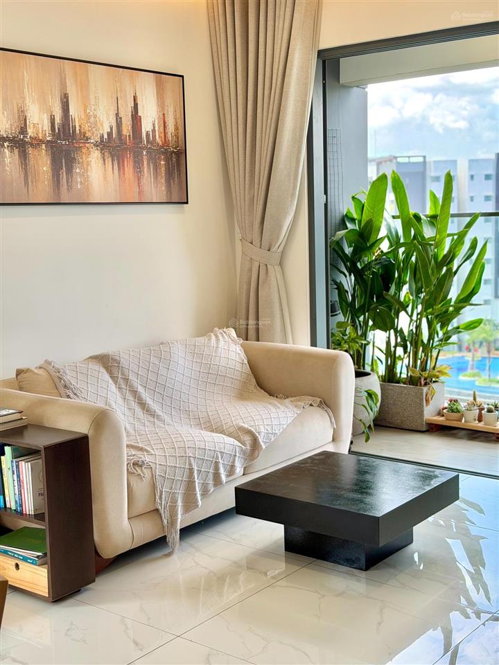 Cho thuê ngắn hạn  dài hạn căn hộ cao cấp diamond celadon city tân phú