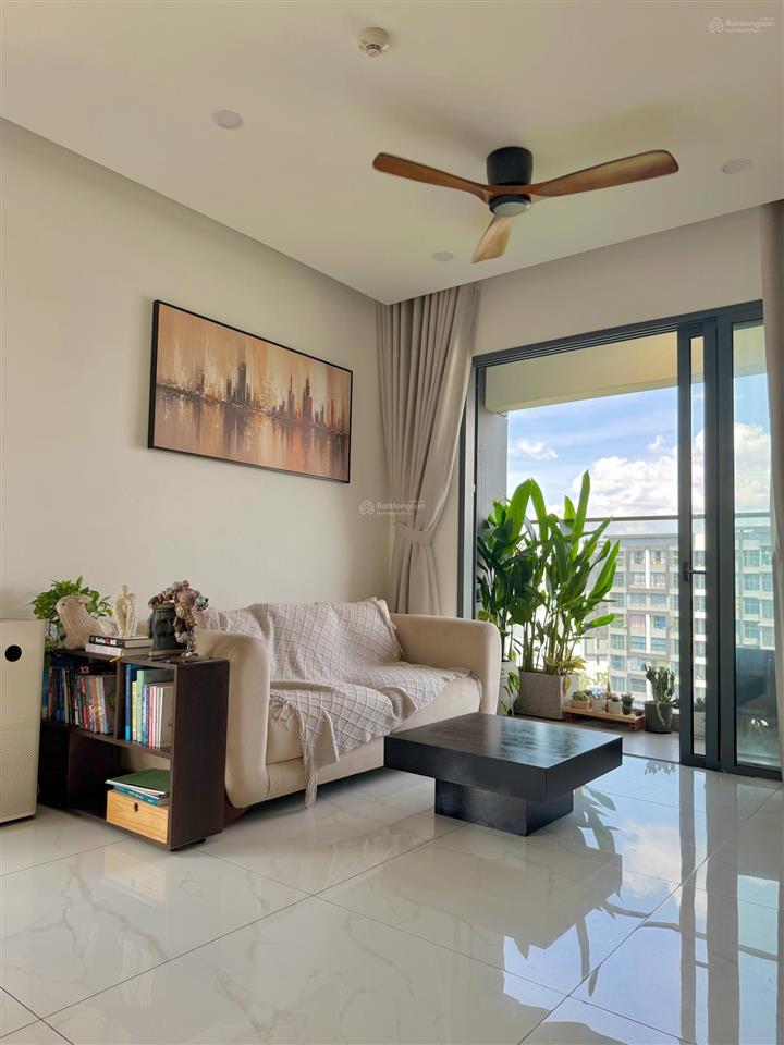Cho thuê ngắn hạn  dài hạn căn hộ cao cấp diamond celadon city tân phú