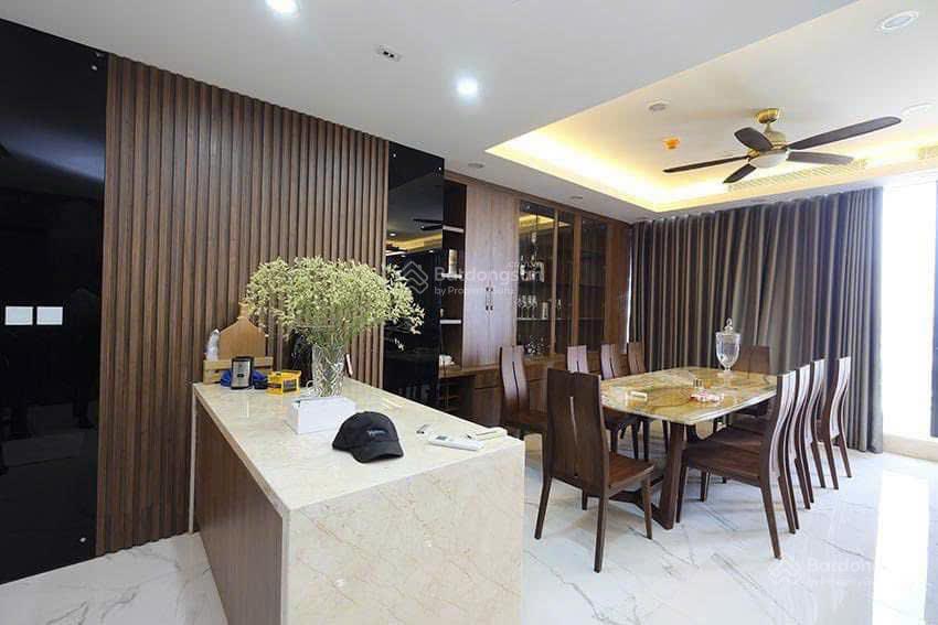 Duplex, penthouse sunshine city 500m2  giá 75tr/tháng