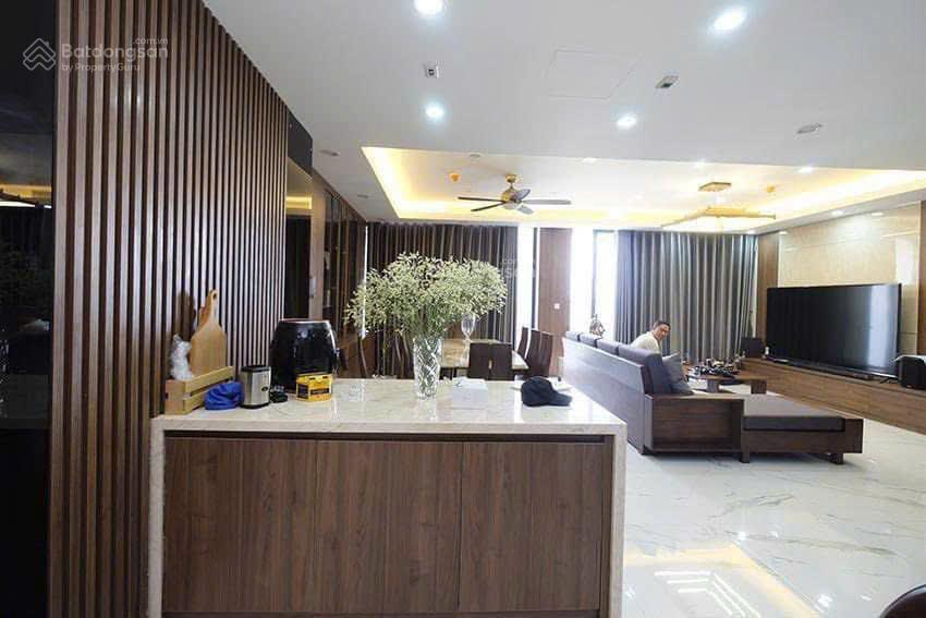 Duplex, penthouse sunshine city 500m2  giá 75tr/tháng