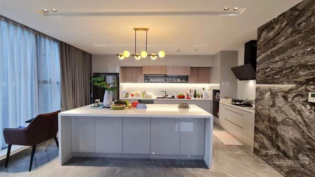 Penthouse mandarin  hoàng minh giám  450m2  2 tầng  5pn  giá dòng penhouse giá hời