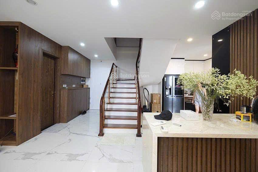 Penhouse metropolis  500m2  5pn  bể bơi trong nhà view hồ tây  full đồ  giá cực kỳ ưu đãi