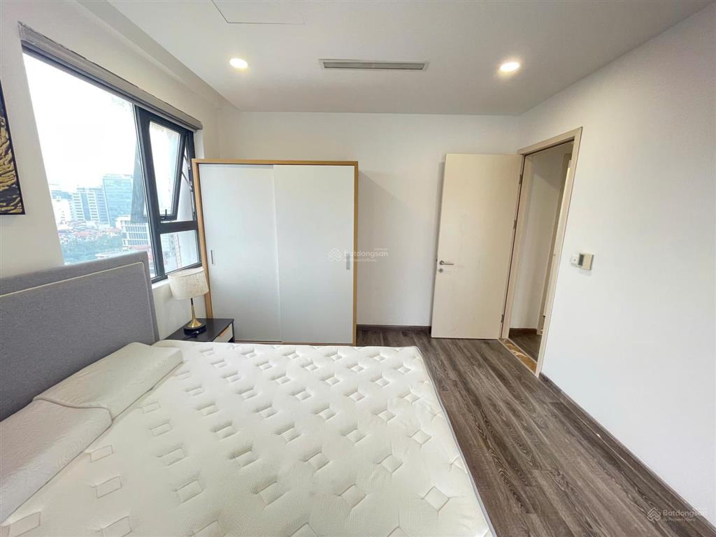Cho thuê cc 3pn 2wc fulloption 120m2 tại hà nội paragon, 18 triệu vnd
