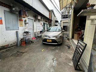 Chủ ngộp bán gấp  hxh  căn góc  ql13  giá chỉ 3.8 tỷ  đầu tư