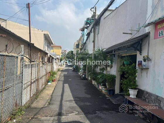 Nhà đẹp gần ubnd phường linh xuân 4pn 90.8m2 chỉ 5,4 tỷ hẻm xe hơi, không quy hoạch