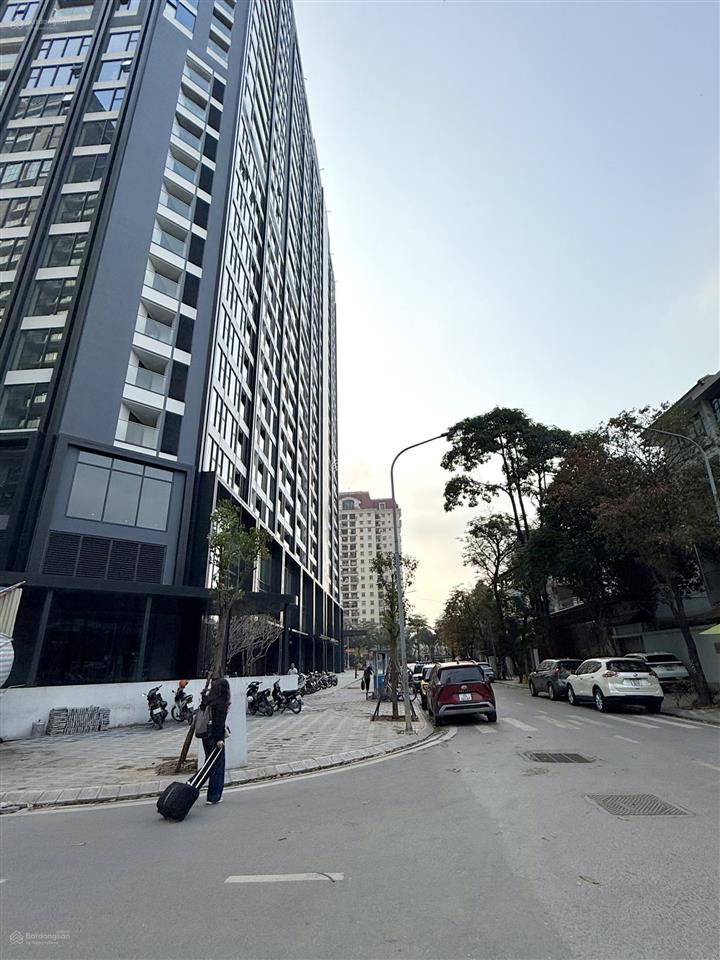 Cần bán căn hộ 2pn đẹp tại endless skyline westlake căn 06 tây hồ giá 160 triệu/m2 / 0974 548 ***