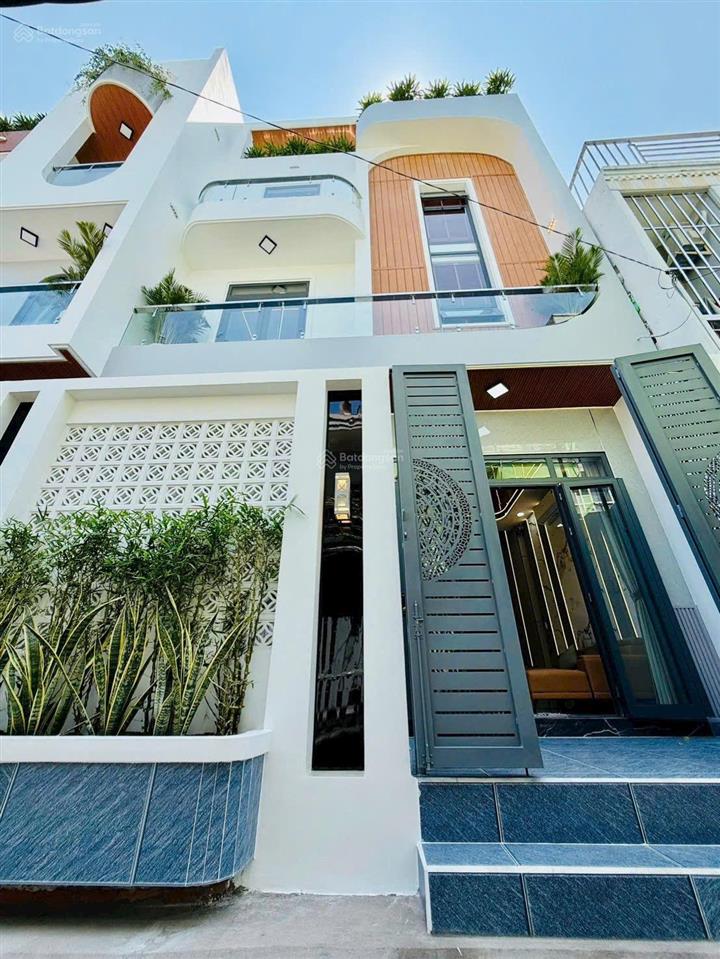 Nhà ngang 6.4m cực hiếm rộng như villa mới 100%, dtsd 154m²