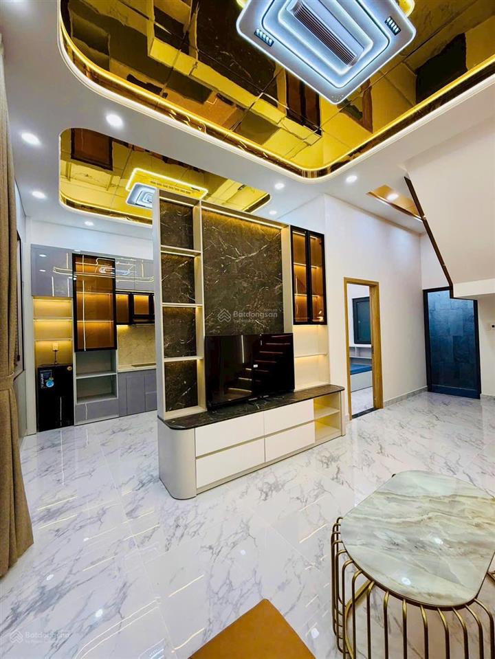 Nhà ngang 6.4m cực hiếm rộng như villa mới 100%, dtsd 154m²
