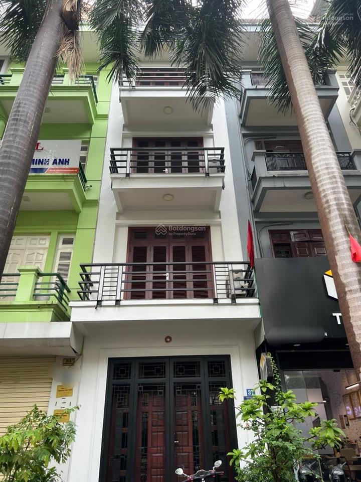 Hàng hiếm đỗ quang kđt trung hoà  50m  5 tầng  ô tô tránh  vỉa hè  giá tốt