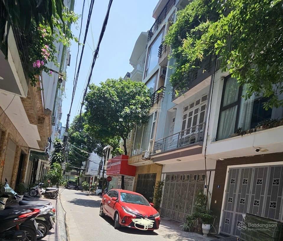 Tòa nhà trung kính  mạc thái tổ  60m x 6 tầng  thang máy  vỉa hè  ô tô tránh  dòng tiền 50t