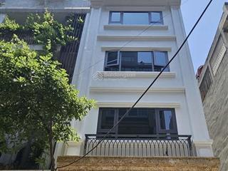 Tòa nhà trung kính  mạc thái tổ  60m x 6 tầng  thang máy  vỉa hè  ô tô tránh  dòng tiền 50t