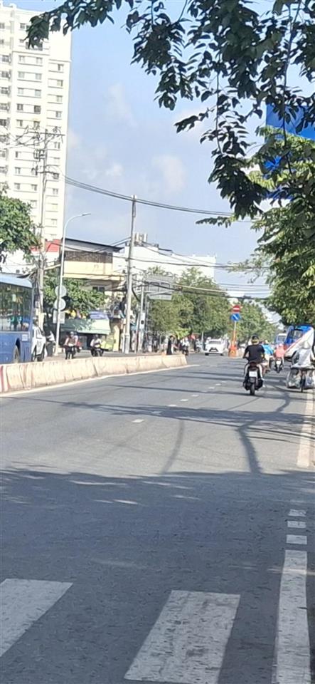 Bán 6,215m2 đất skc, có 1.000m2 xưởng, góc 2mt huỳnh tấn phát, gần nguyễn bình, nhà bè