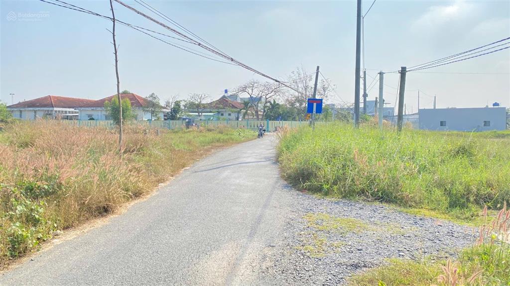 Cần bán gấp đất, qh thổ cư 100%, 1392.5m2
