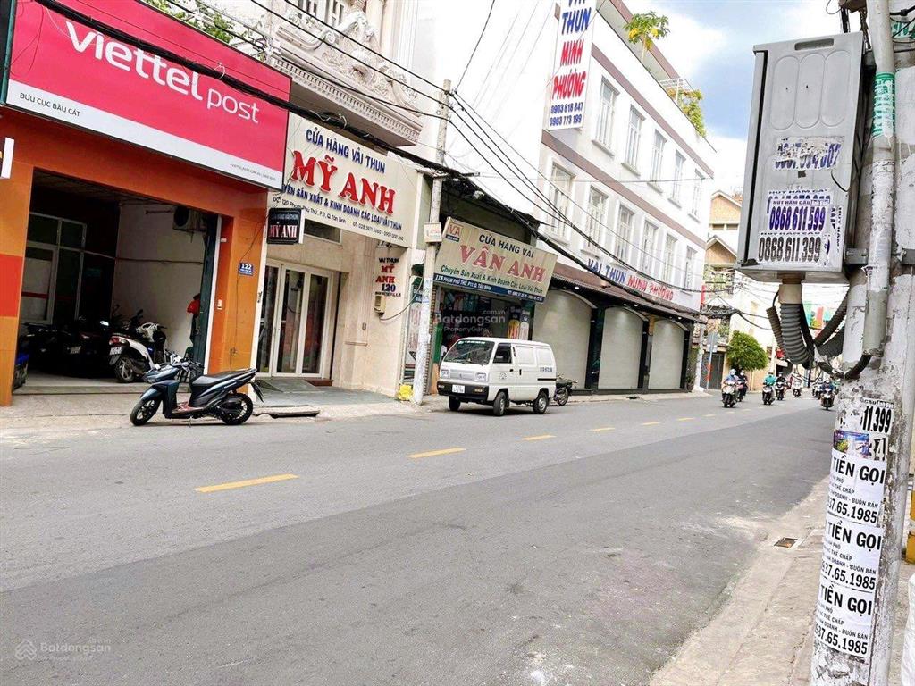 Mặt tiền đường phạm phú thứ, tân bình 4.5x26.2m, đúc 2 lầu. đường sung, mặt tiền sáng. giá 28.5 tỷ