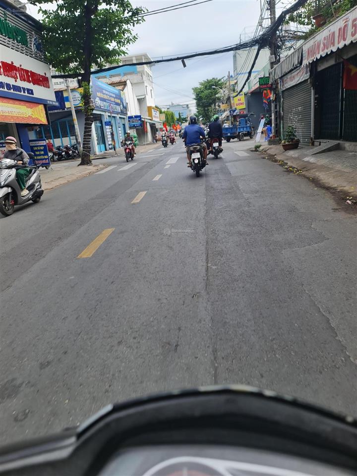 Nhinh 6 tỷ nhà phố phân lô cư xá phú bình lạc long quân  nhà 3 tầng mới đẹp ở ngay. cư xá phú bình