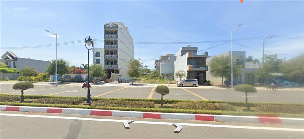 Bán đất mặt tiền đường số 9 (nguyễn chí thanh), 45 triệu vnd/m2, 171 m2, thị trấn long hải