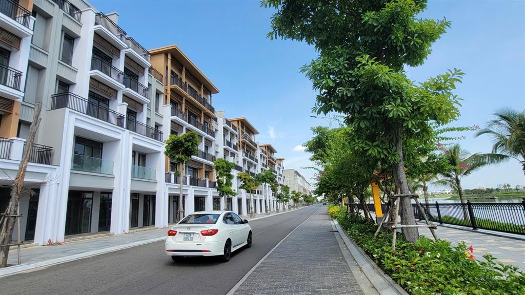 Bán đất nền đã có sổ khu đô thị nam hòa xuân, 5,4 tỷ, 110m2