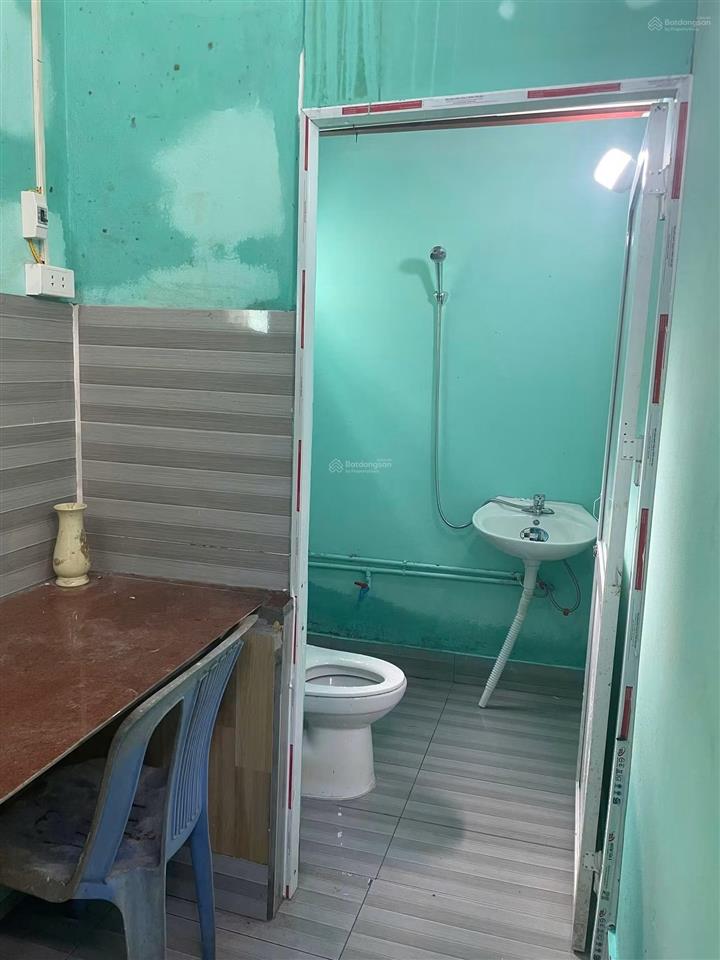 Cho thuê nhà riêng chính chủ ngõ 265 phan bá vành