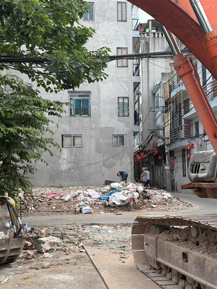 Chính chủ bán lô đất mặt phố đồng me