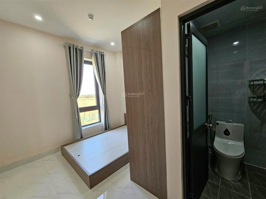 Phòng thoáng mát  giá 3**  phòng đẹp giữ đến tháng 10