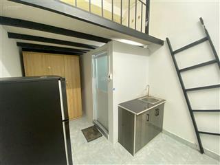 Phòng có gác  diện tích rộng  cửa sổ thoáng mát  giá cực mềm