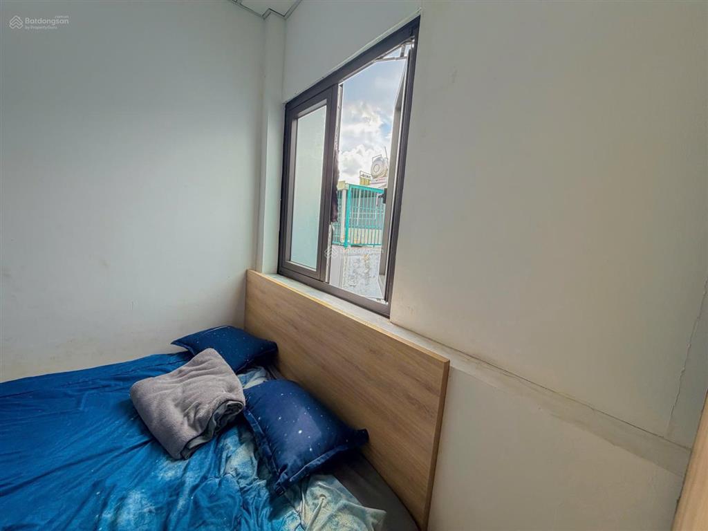 Studio cửa sổ thoáng  đầy đủ nội thất  giá thuê cực mềm
