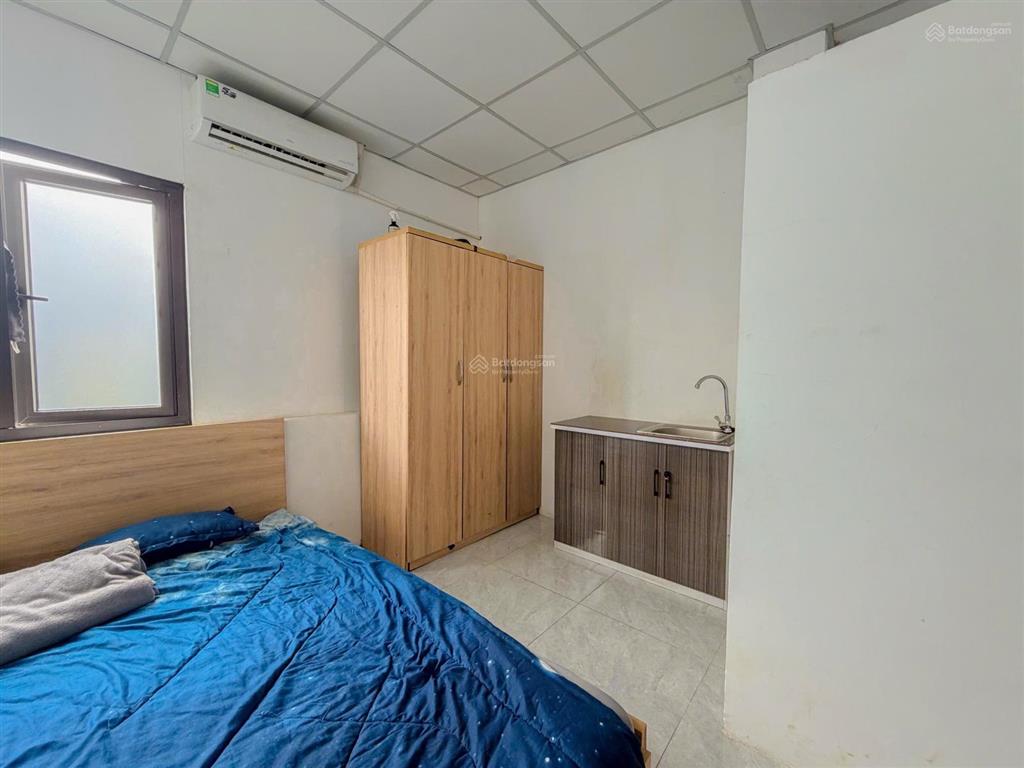 Studio cửa sổ thoáng  đầy đủ nội thất  giá thuê cực mềm