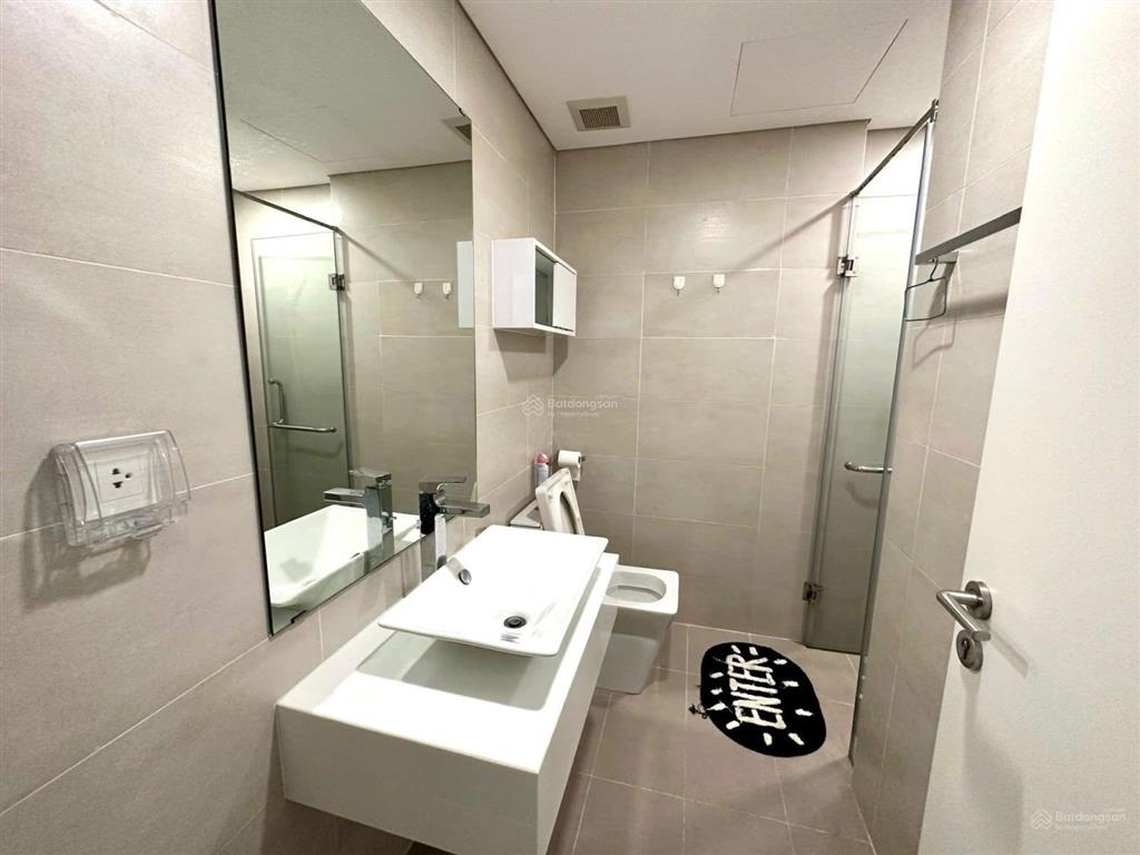 Pkd millennium cho thuê 21tr/thang căn hộ view thoáng tầng cao , full nội thất