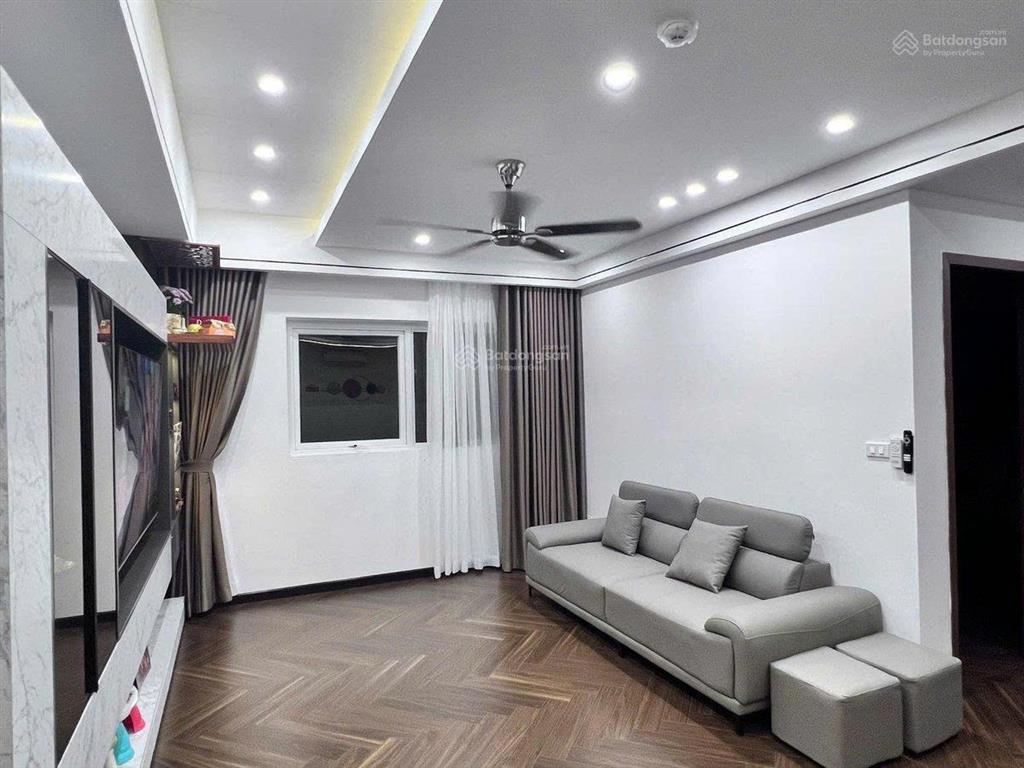 Căn chung cư cao cấp, lô góc, tại nghĩa tân cầu giấy,hn, giá 7,2 tỷ