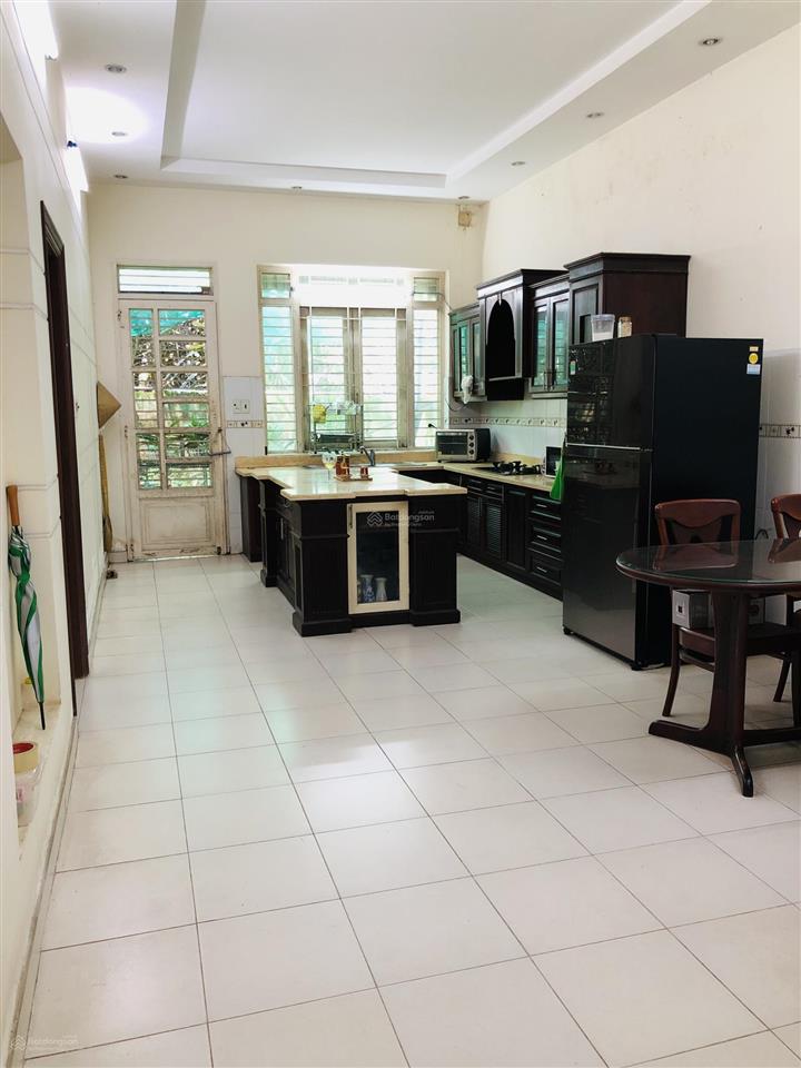 Bán nr hẻm 126 nguyễn văn tạo  long thới  nhà bè. 249m2  giá bán 10 tỷ 707 triệu (43 triệu / m2)