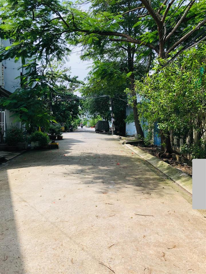 Bán nr hẻm 126 nguyễn văn tạo  long thới  nhà bè. 249m2  giá bán 10 tỷ 707 triệu (43 triệu / m2)