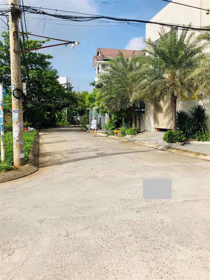 Bán nr hẻm 126 nguyễn văn tạo  long thới  nhà bè. 249m2  giá bán 10 tỷ 707 triệu (43 triệu / m2)